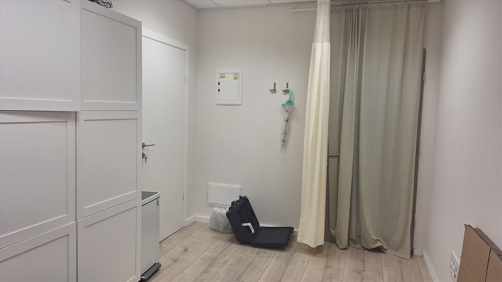 תמונה 3, קליניקות להשכרה,  להשכרה הברזל קליניקה 200 מר מוארת ליד אסותא רמת החיי...