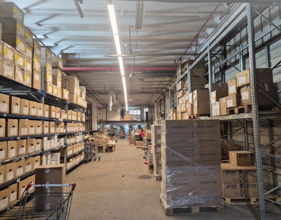 תמונה 2 ,מחסנים להשכרה, היסוד בלומפילד מכרזים תל אביב יפו