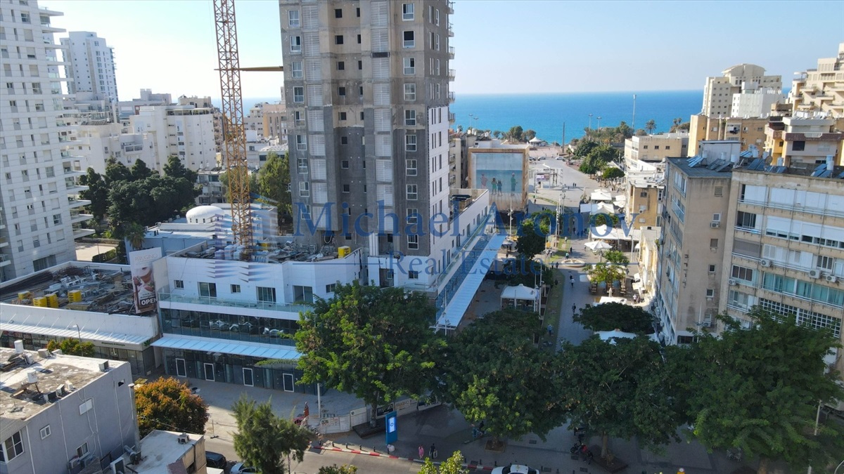 תמונה 1, משרדים להשכרה, הרצל 4 מרכז נתניה