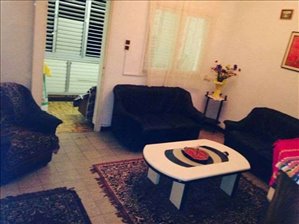 דירה לשותפים 2.5 חדרים בחיפה הזית 