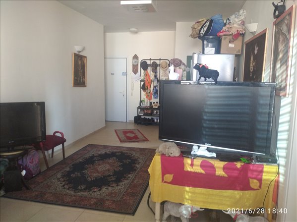 תמונה 3 ,דירה 4 חדרים להשכרה בתל אביב יפו יהודה. מכבי ירקון