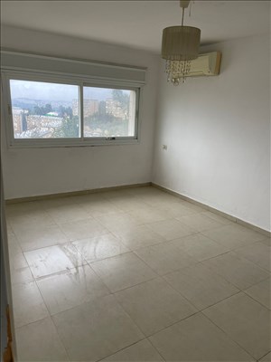 דירה לשותפים 5 חדרים בירושלים אברהם שרון 
