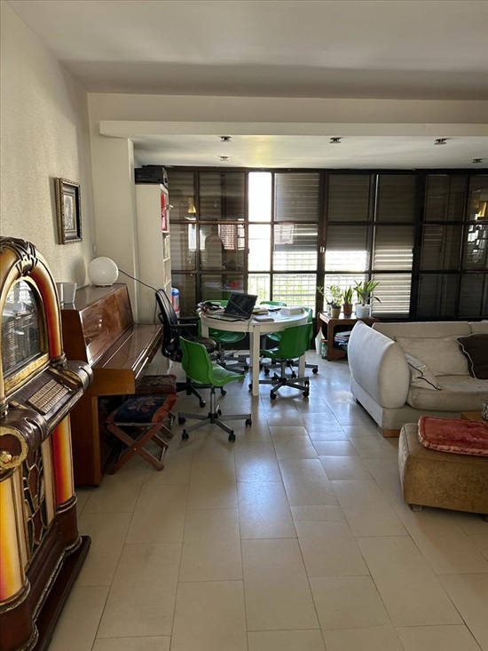 תמונה 2 ,דירה 3 חדרים להשכרה בתל אביב יפו ז'בוטינסקי כיכר המדינה