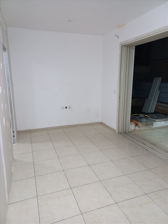 תמונה 3, קראוון 2 חדרים להשכרה באלעד, המהרשל, הוילות