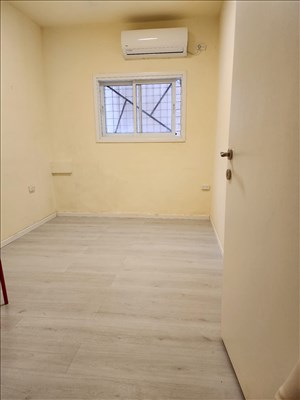 דירה לשותפים 3 חדרים בחולון טרומפלדור 8 