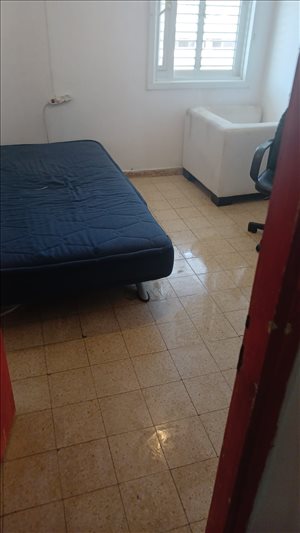 דירה לשותפים 4 חדרים בחולון אילת 