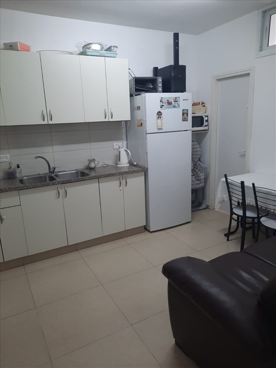 תמונה 4 ,דירה 3 חדרים להשכרה בבני ברק, עמוס, מרכז 