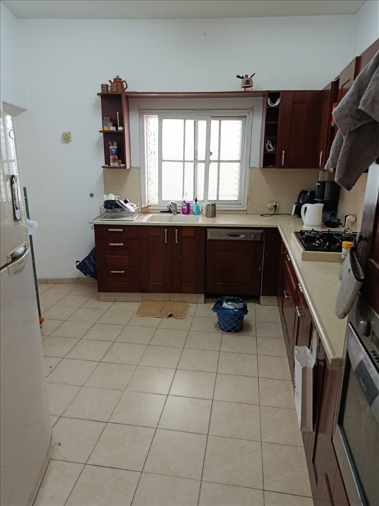 תמונה 5 ,דירה 4 חדרים להשכרה ברמת גן, הרצל, יהלום