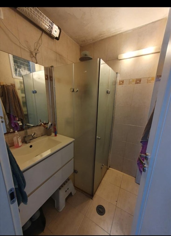 תמונה 2 ,דירה 3.5 חדרים להשכרה בחולון, גולומב, נאות רחל