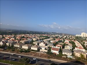 דירה לשותפים 4 חדרים בנתניה שדרות גולדה מאיר  