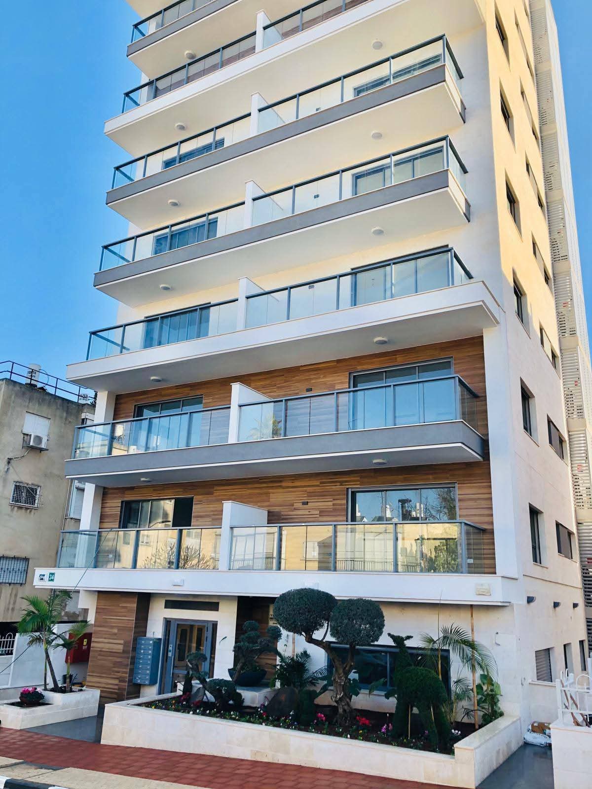 תמונה 1, דירה 4 חדרים להשכרה ברמת גן, חורגין, שדרות ירושלים