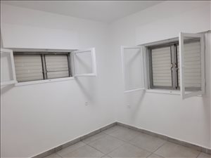 דירה לשותפים 3 חדרים בסמוך לזבוטינסקי יונתן 