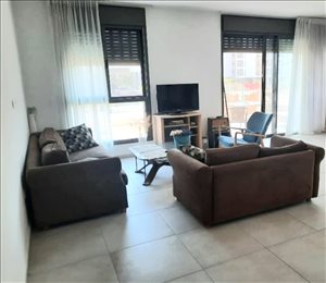 דירה לשותפים 4 חדרים בהרצליה יוסי שריד 