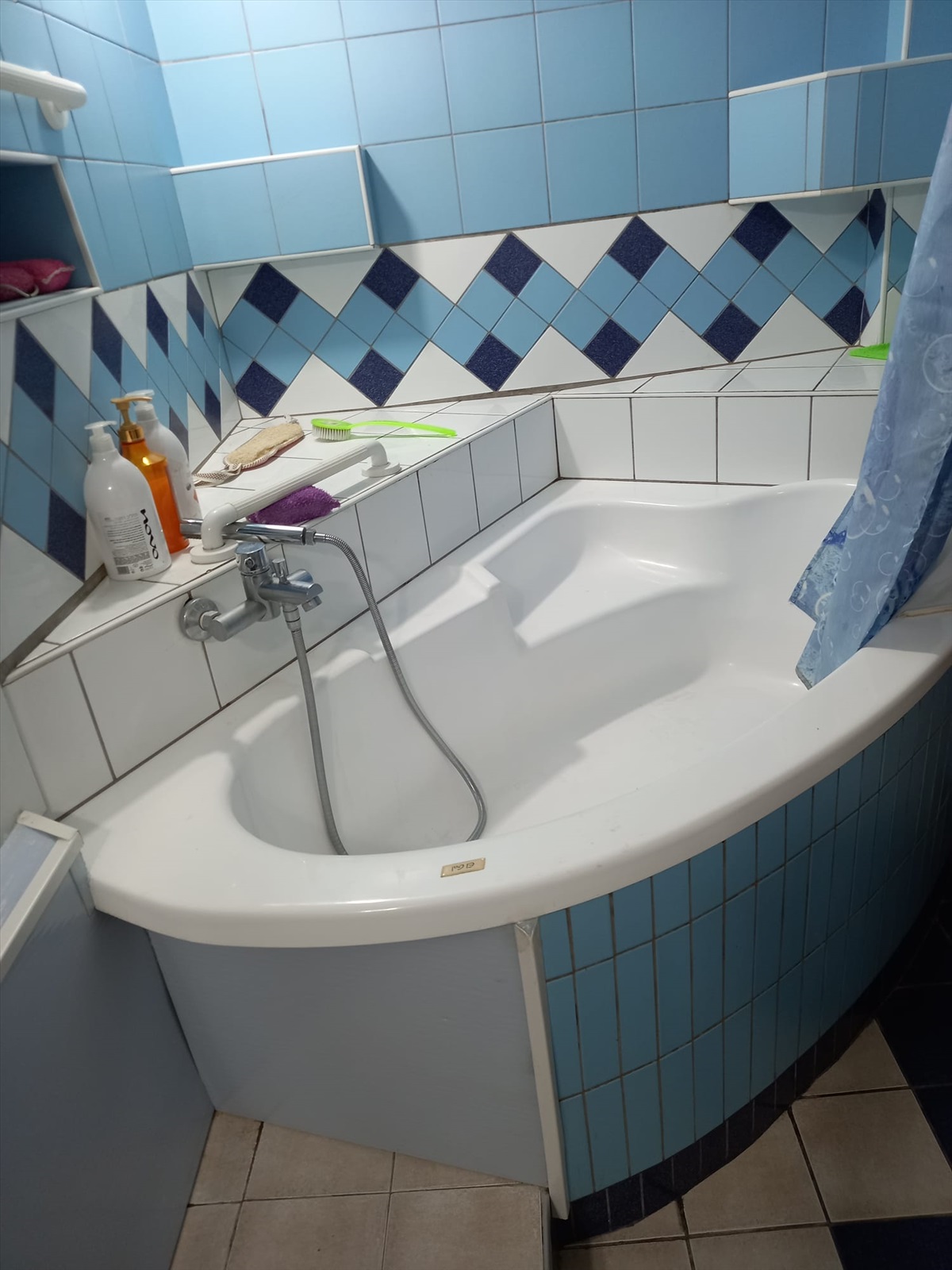 תמונה 1, דירה 4 חדרים להשכרה בפתח תקווה, דורון, רמת ורבר