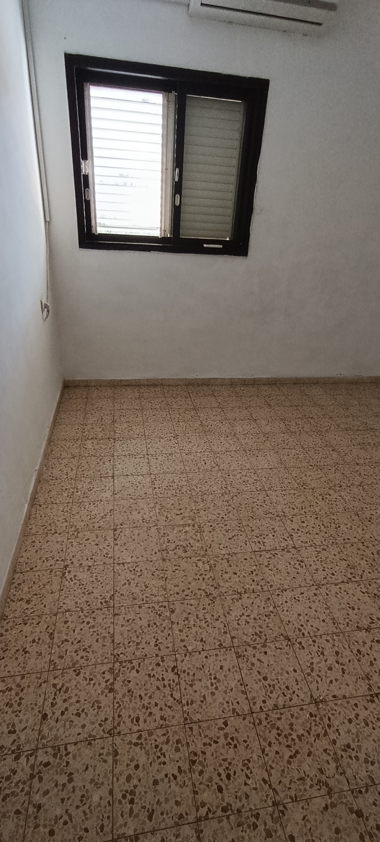תמונה 4, דירה 4 חדרים להשכרה בהרצליה, קלישר 12 , הרצליה הירוקה