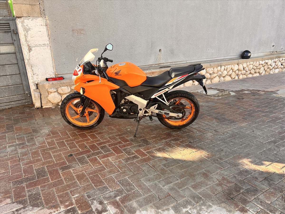 תמונה 1, הונדה CBR 125W יד 6   2014 | 49 קמ