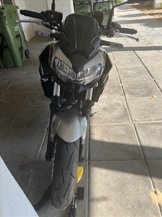 תמונה 3, קוואסאקי Z650 ABS יד 1   2023 | 9800 קמ