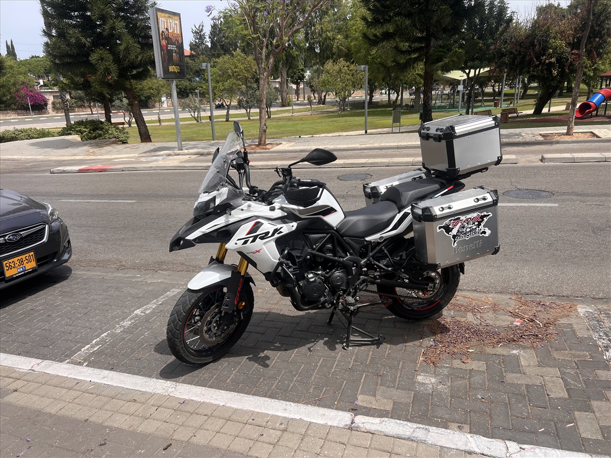 תמונה 1, בנלי
 502C יד 1   2023 | 20000 קמ