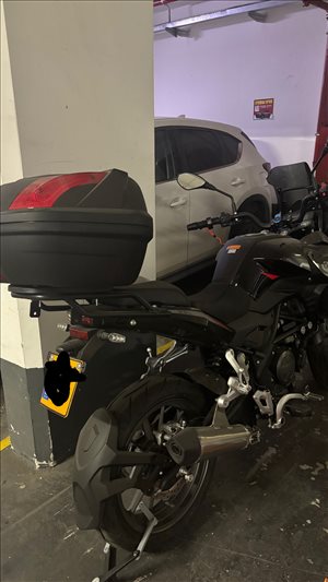 בנלי
 TRK251 2025 יד 1 <br>      