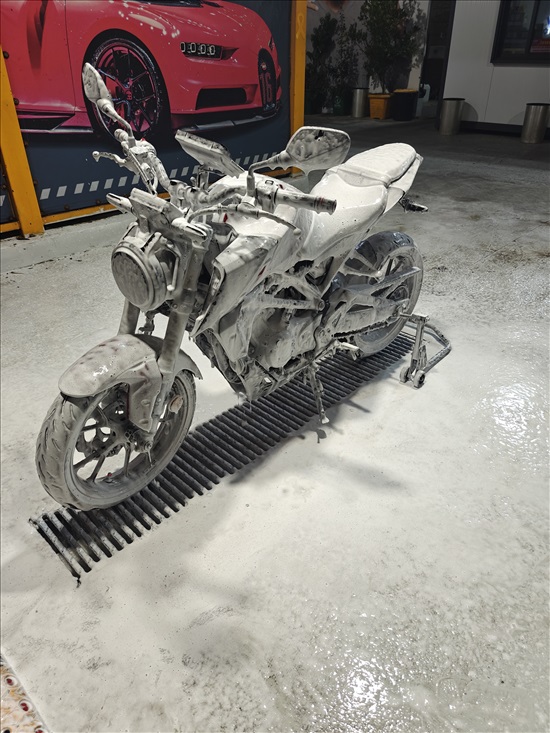 תמונה 2 ,הונדה CBR 125R יד 1   2024 5200 ק"מ