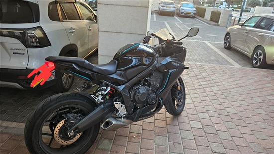 תמונה 1 ,הונדה CBR 650F יד 2   2003 29795 ק"מ