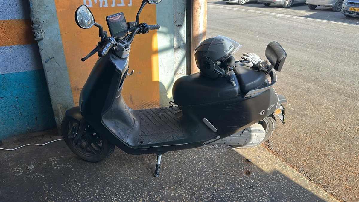 תמונה 1, אחר אחר יד 3   2022 | 23000 קמ