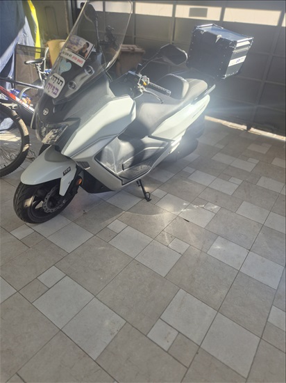 תמונה 4 ,סאן יאנג מקסים 400i יד 1   2024 21000 ק"מ