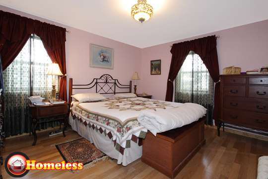 Master bed room