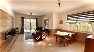 קוטג להשכרה 3 חדרים ב Universal, Paphos 