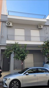  להשכרה 6.5 חדרים ב Vyronass 