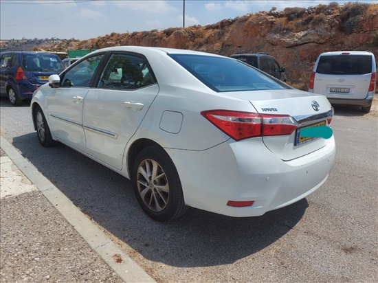 טויוטה קורולה 2015 יד 2