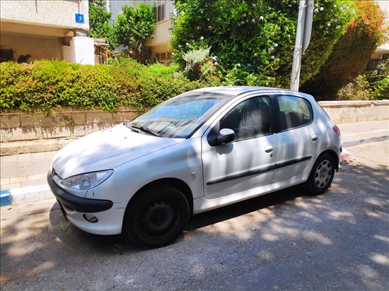 פיג'ו
206 2006 יד 2