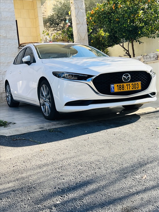 תמונה 2, מאזדה  החדשה  3 יד 1 2022 | 10000 קמ