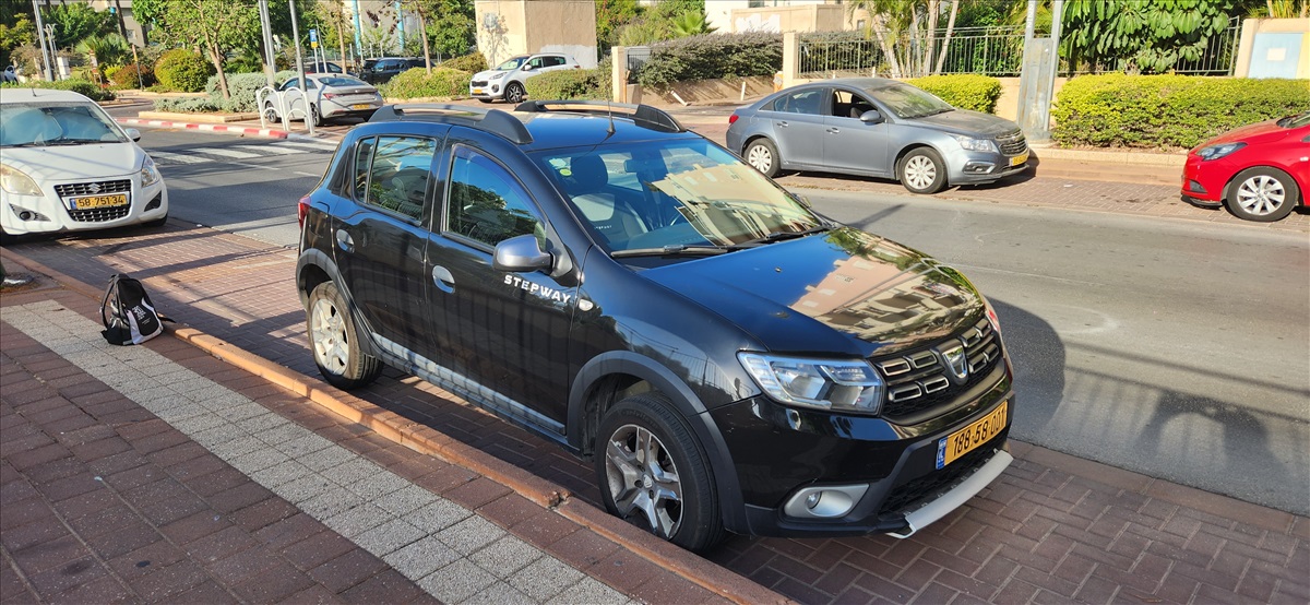 תמונה 1, דאציה
 סנדרו Stepway
 יד 1 2017 | 127000 קמ