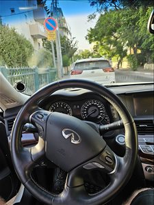 אינפיניטי Q70 / M37
 2016 יד 2 <br>      