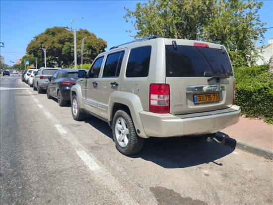 תמונה 2, גיפ / Jeep
 גיפ / Jeep
 יד 2 2010 | 200000 קמ