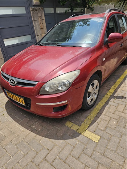 תמונה 1 ,יונדאי i30 CW יד 2 2010 180000 ק"מ