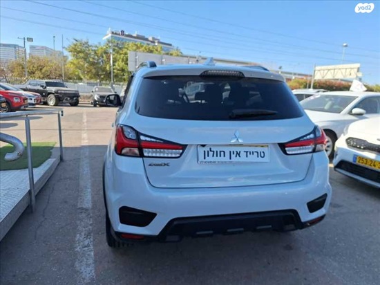 תמונה 3, מיצובישי ASX
 יד 1 2022 | 41000 קמ