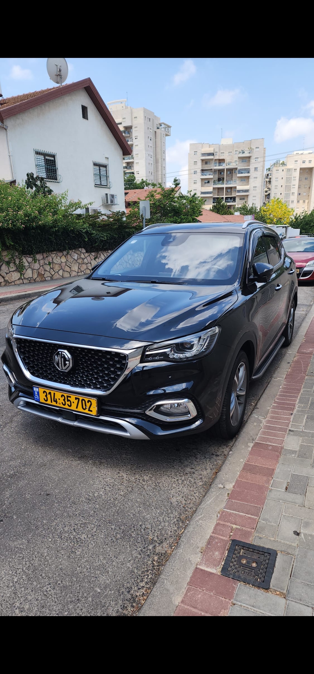 תמונה 1, אם. גי / MG
 350 יד 1 2022 | 33000 קמ