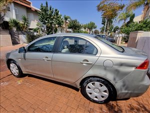 מיצובישי לנסר 2011 יד 2 <br>      