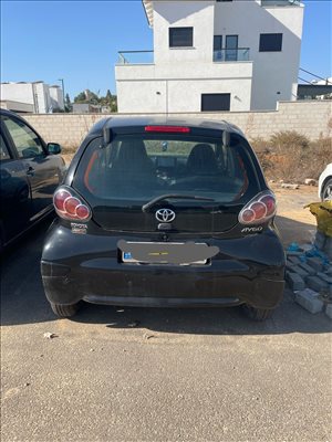 טויוטה אייגו 2013 יד2 