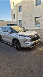 מיצובישי אאוטלנדר 2022 יד2 