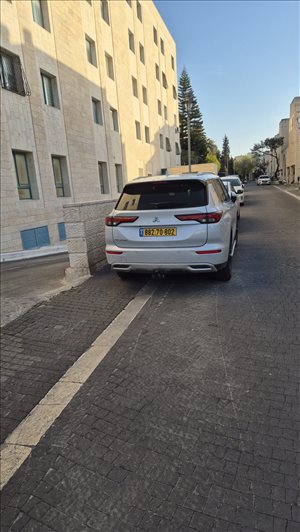 מיצובישי אאוטלנדר 2022 יד 1 <br>      