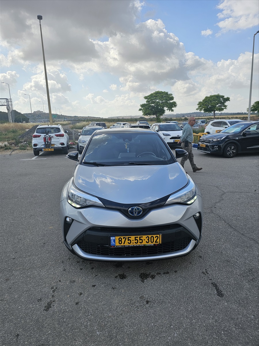 תמונה 1, טויוטה C-HR יד 1 2022 | 46000 קמ