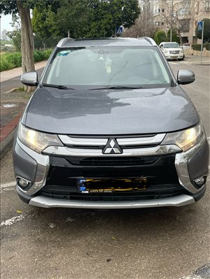 מיצובישי אאוטלנדר 2016 יד 1 <br>      