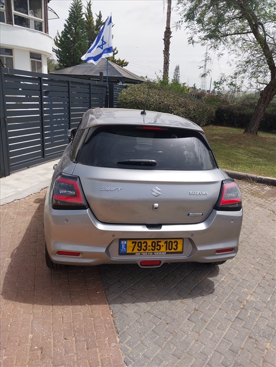 תמונה 5 ,סוזוקי סוויפט החדשה יד 1 2024 9400 ק"מ