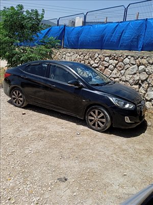 יונדאי i25 2012 יד  2 