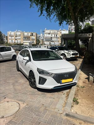 יונדאי איוניק 2017 יד  1 