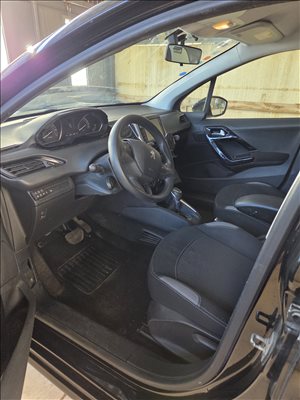 פיג'ו
 208 2015 יד 2 <br>      