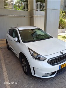 קיה נירו הייבריד 2017 יד  1 
